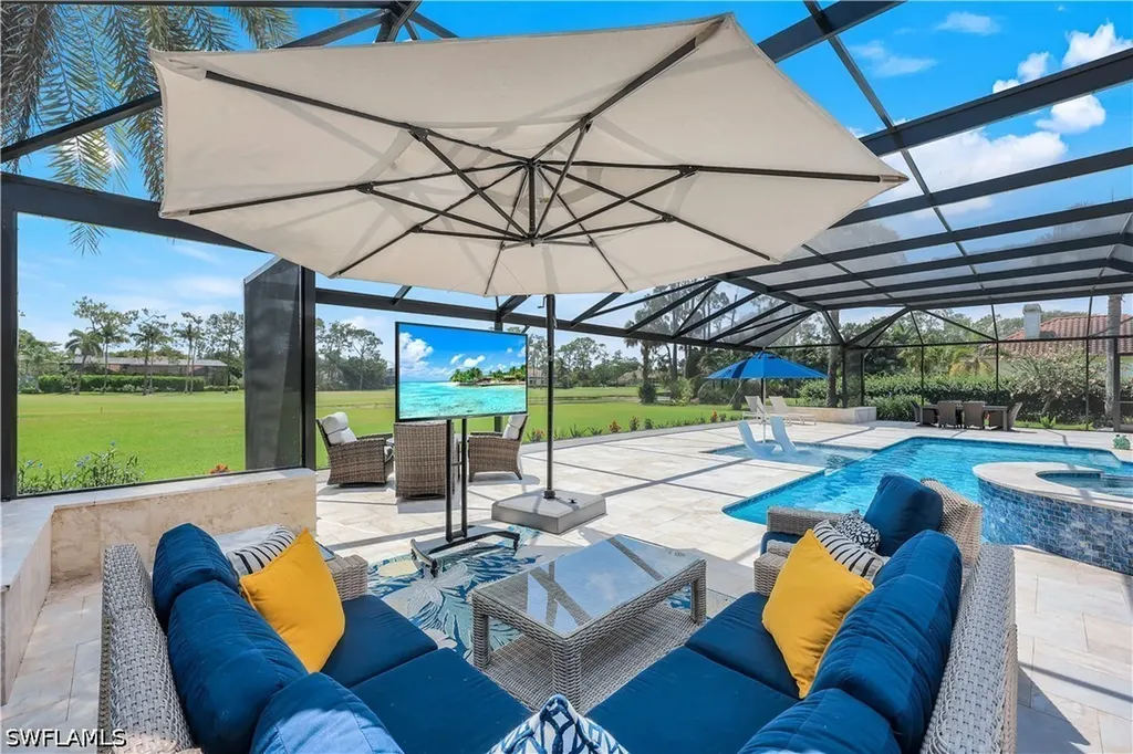 4701 Oak Leaf Drive Naples FL 34119