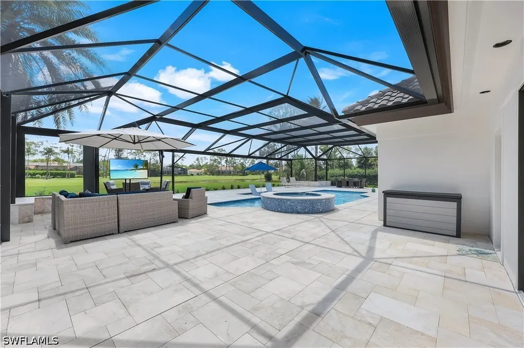 4701 Oak Leaf Drive Naples FL 34119