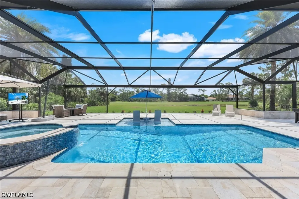 4701 Oak Leaf Drive Naples FL 34119