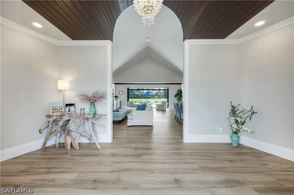 4701 Oak Leaf Drive Naples FL 34119