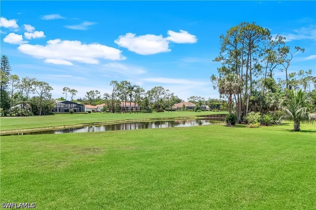 4701 Oak Leaf Drive Naples FL 34119