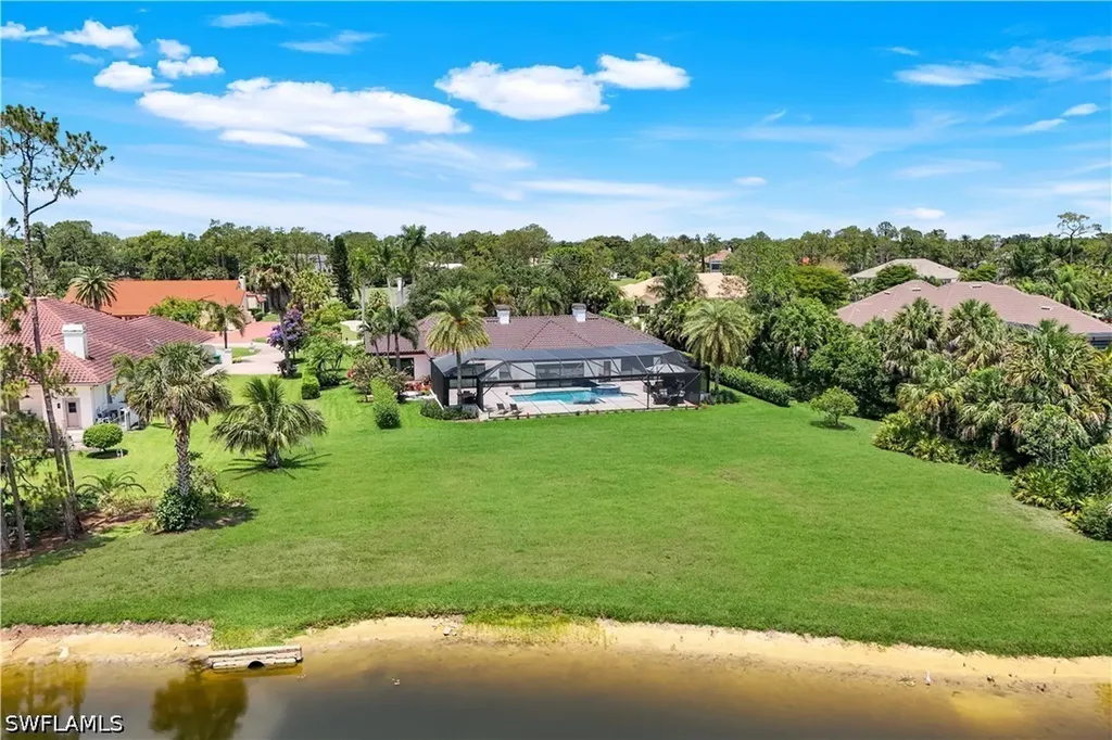 4701 Oak Leaf Drive Naples FL 34119