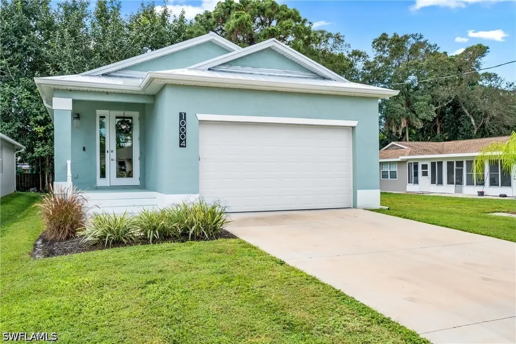 10004 Connecticut Street Bonita Springs FL 34135