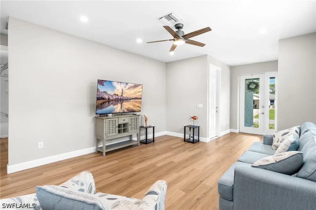 10004 Connecticut Street Bonita Springs FL 34135