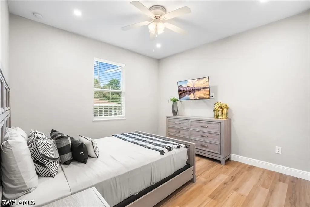10004 Connecticut Street Bonita Springs FL 34135