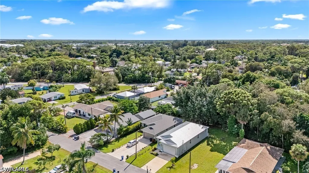 10004 Connecticut Street Bonita Springs FL 34135