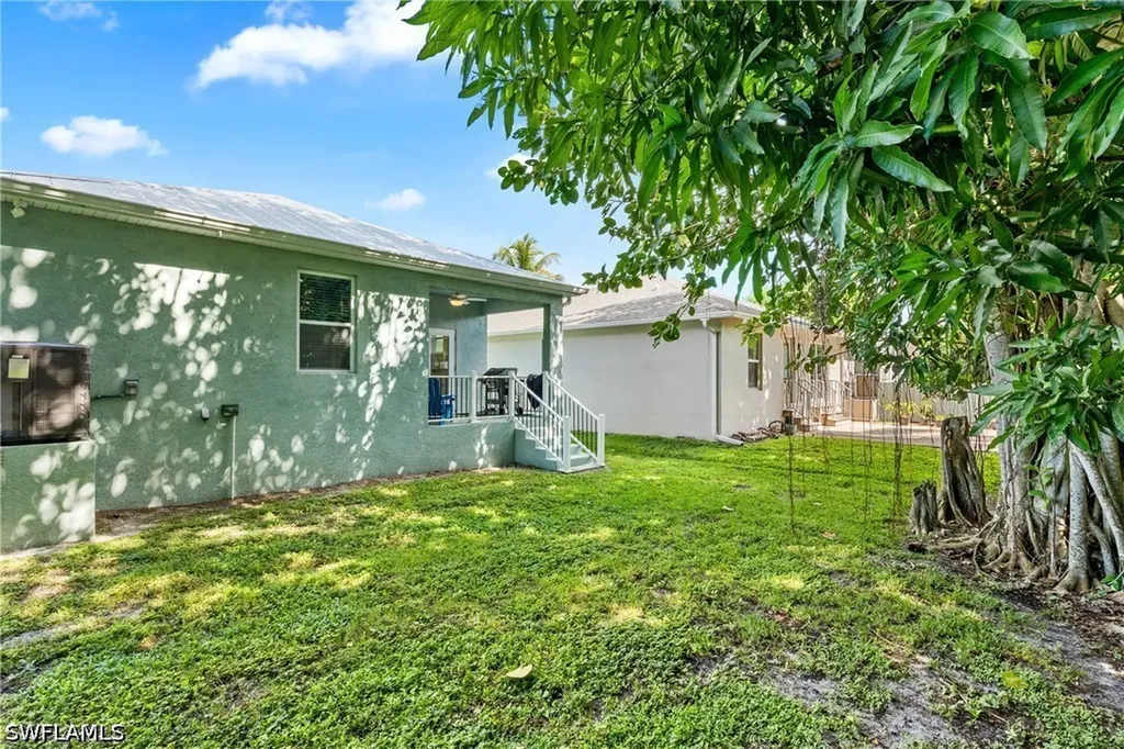 10004 Connecticut Street Bonita Springs FL 34135
