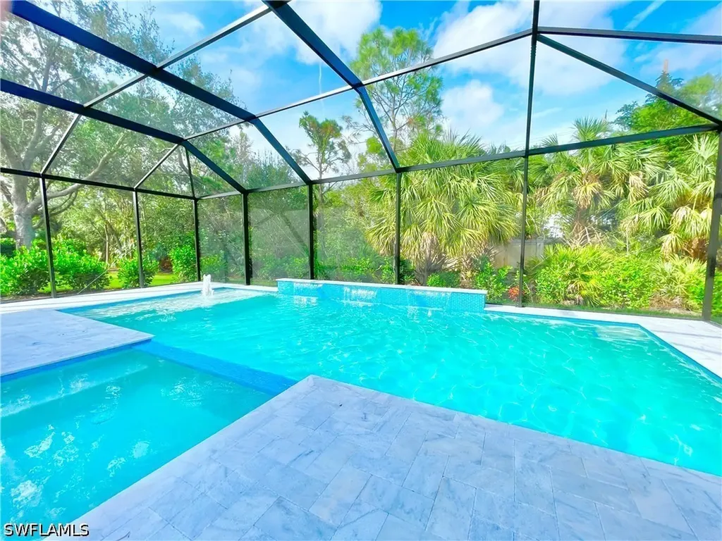 12667 Biscayne Court Naples FL 34105