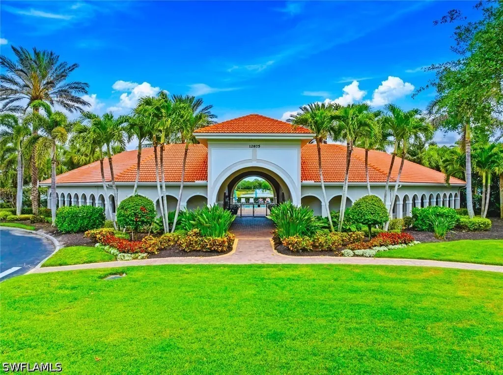 12667 Biscayne Court Naples FL 34105