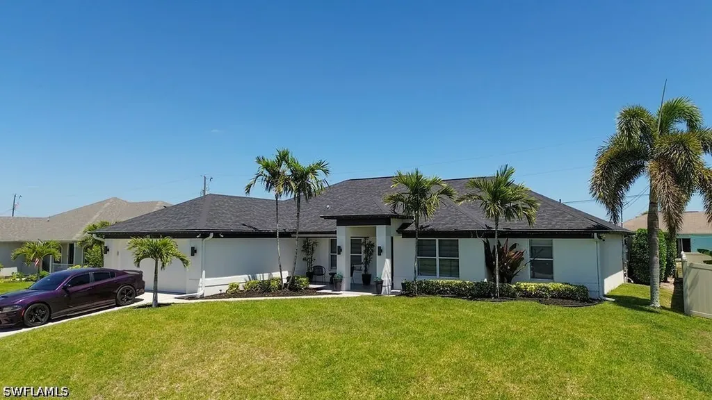 19 NW 13th Place Cape Coral FL 33993