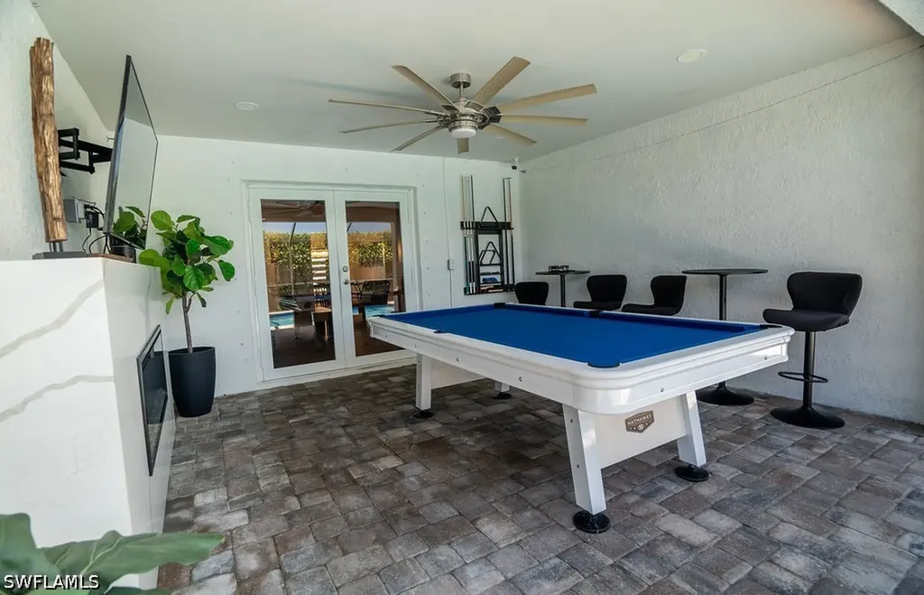 19 NW 13th Place Cape Coral FL 33993