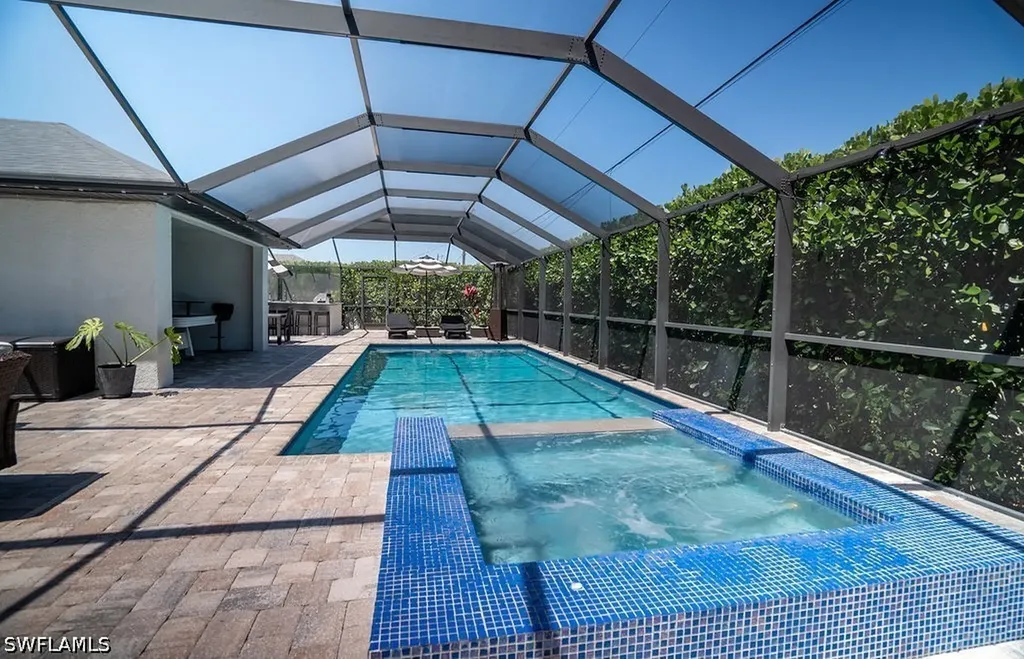 19 NW 13th Place Cape Coral FL 33993