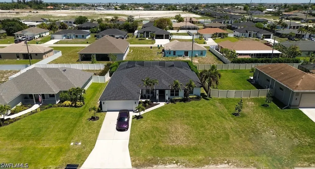 19 NW 13th Place Cape Coral FL 33993
