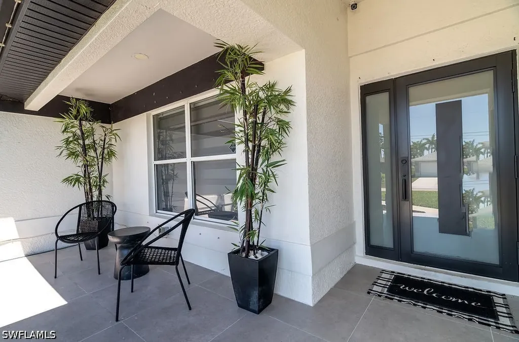 19 NW 13th Place Cape Coral FL 33993