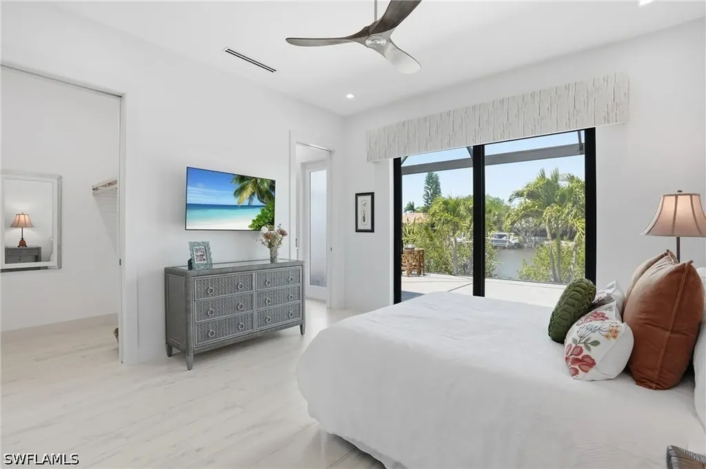 141 Wilderness Cay Naples FL 34114