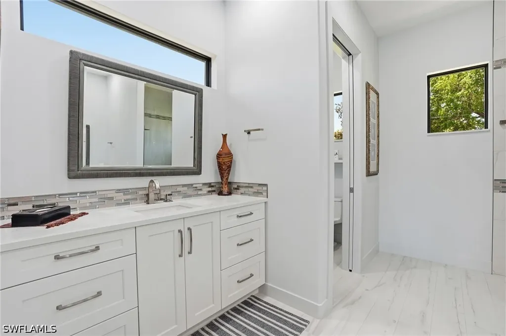 141 Wilderness Cay Naples FL 34114