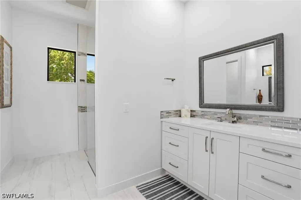 141 Wilderness Cay Naples FL 34114