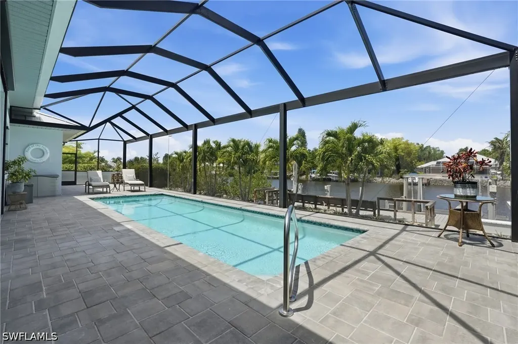 141 Wilderness Cay Naples FL 34114