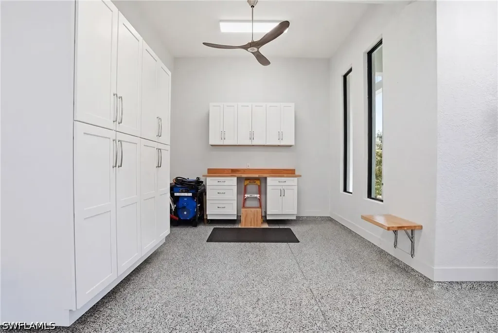 141 Wilderness Cay Naples FL 34114