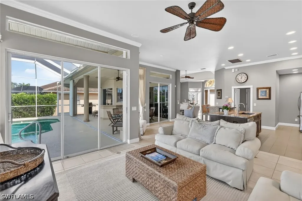 400 Waterleaf Court Marco Island FL 34145