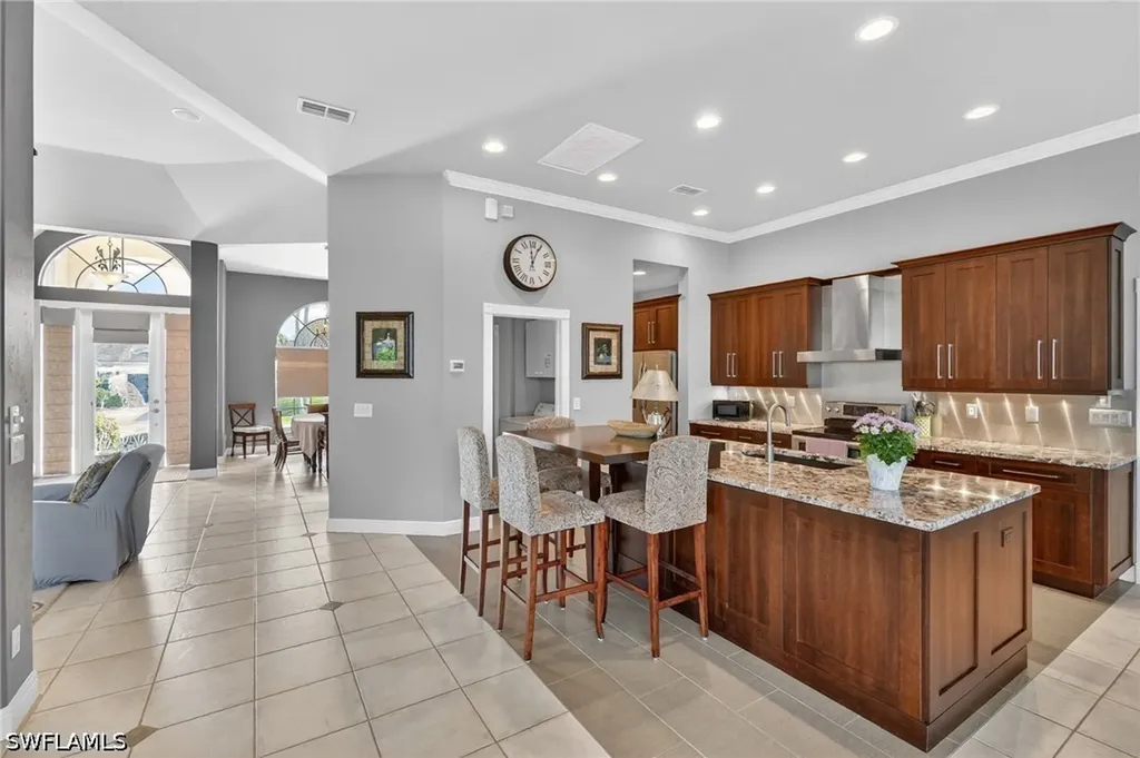 400 Waterleaf Court Marco Island FL 34145