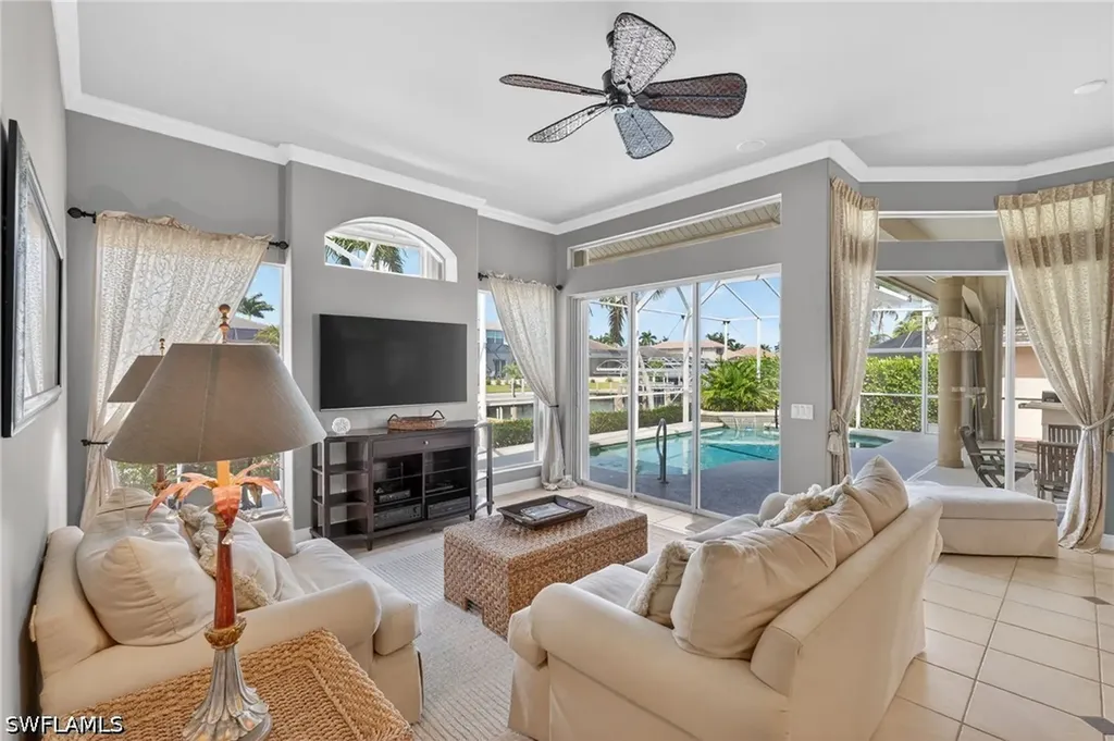 400 Waterleaf Court Marco Island FL 34145