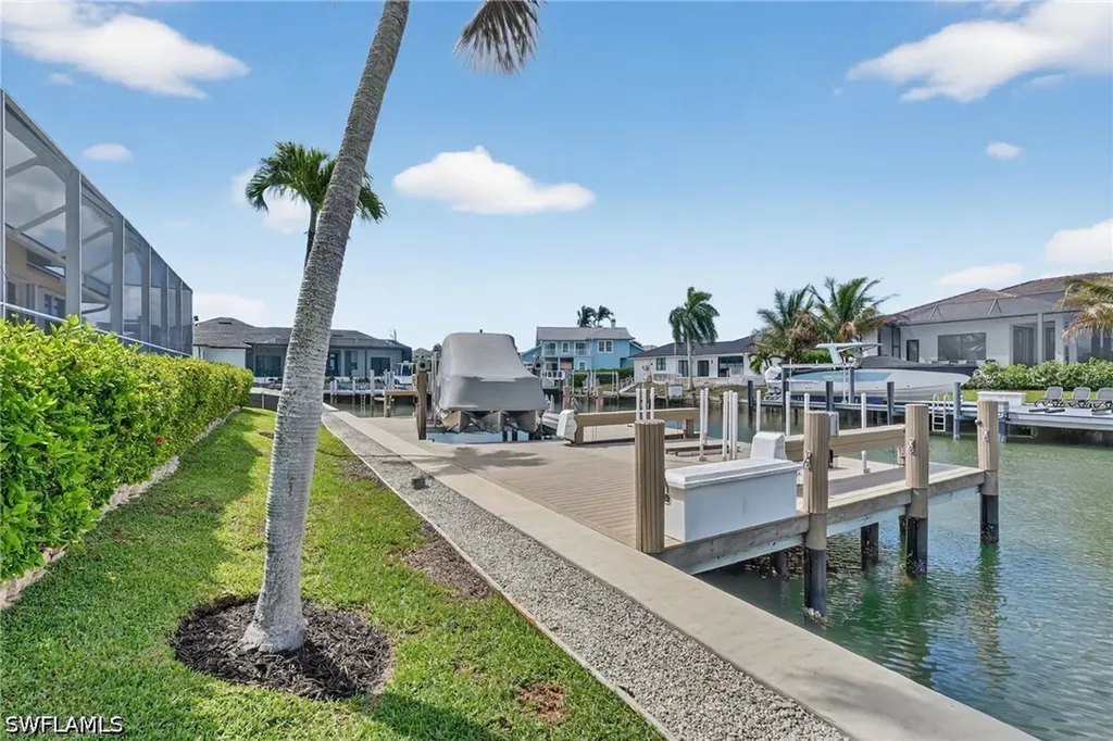 400 Waterleaf Court Marco Island FL 34145