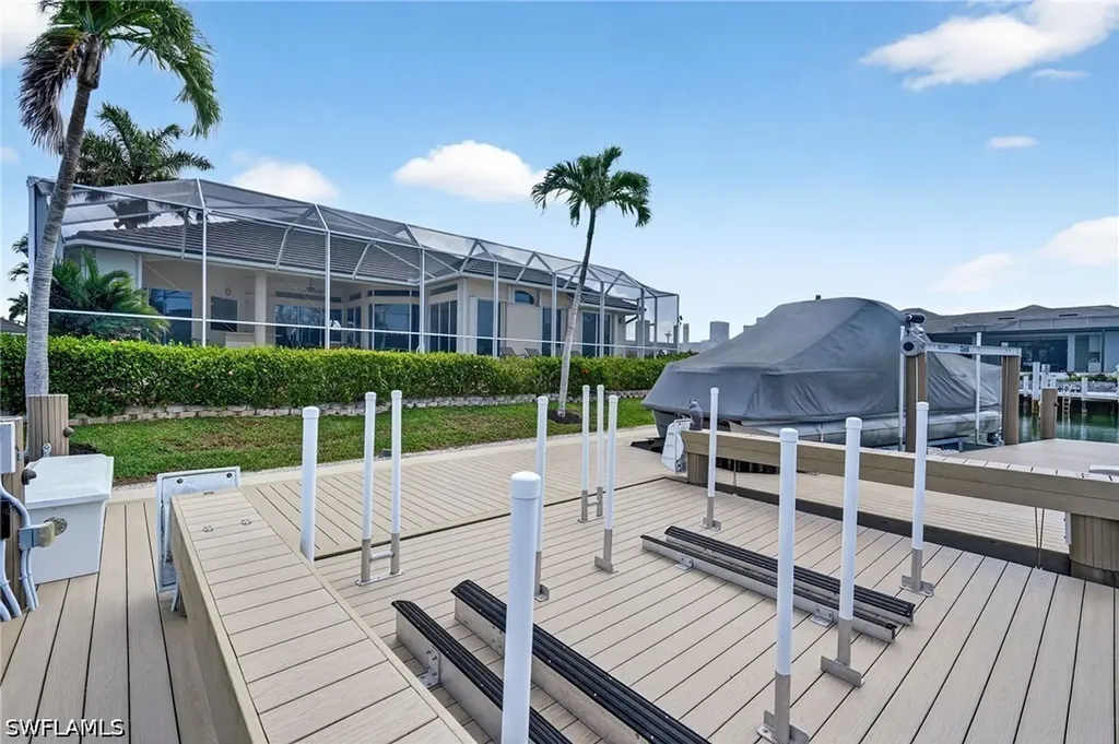 400 Waterleaf Court Marco Island FL 34145