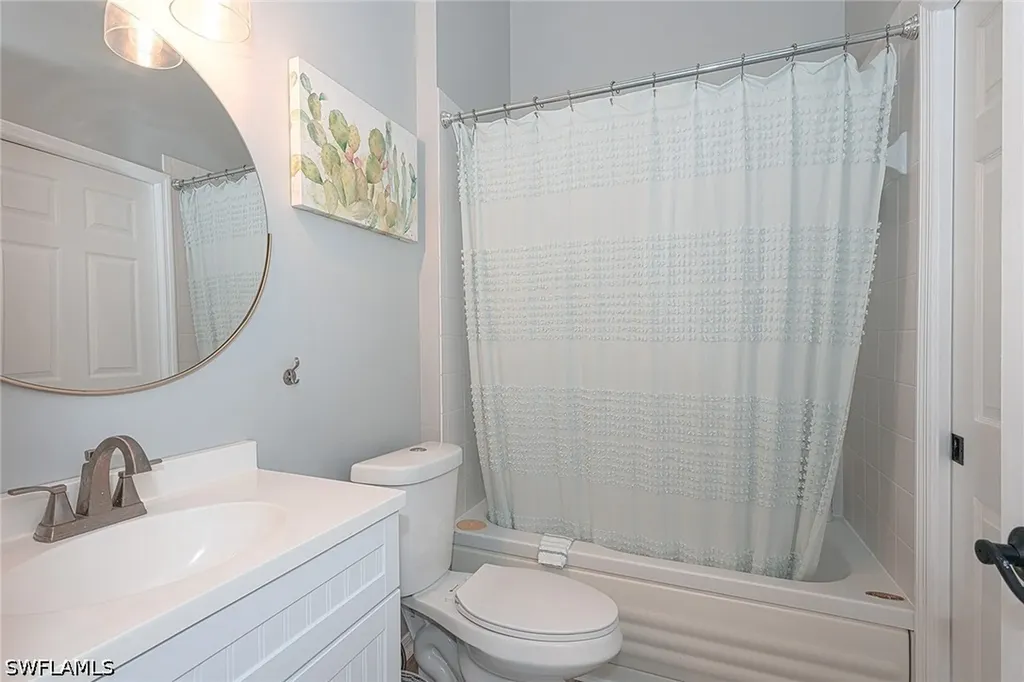 5125 Cedar Springs Drive Naples FL 34110
