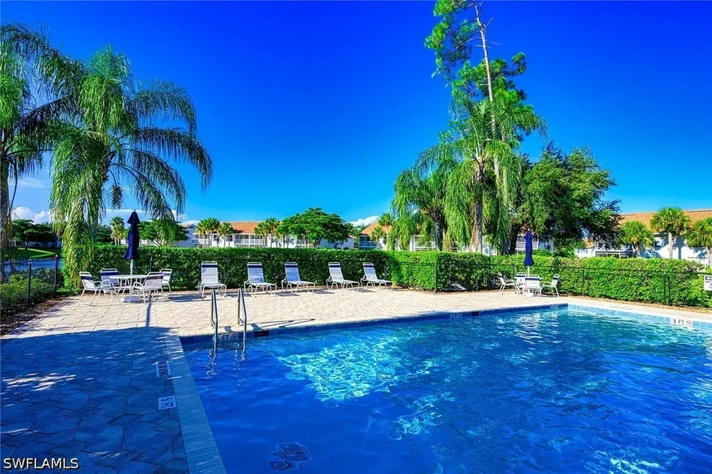 5125 Cedar Springs Drive Naples FL 34110
