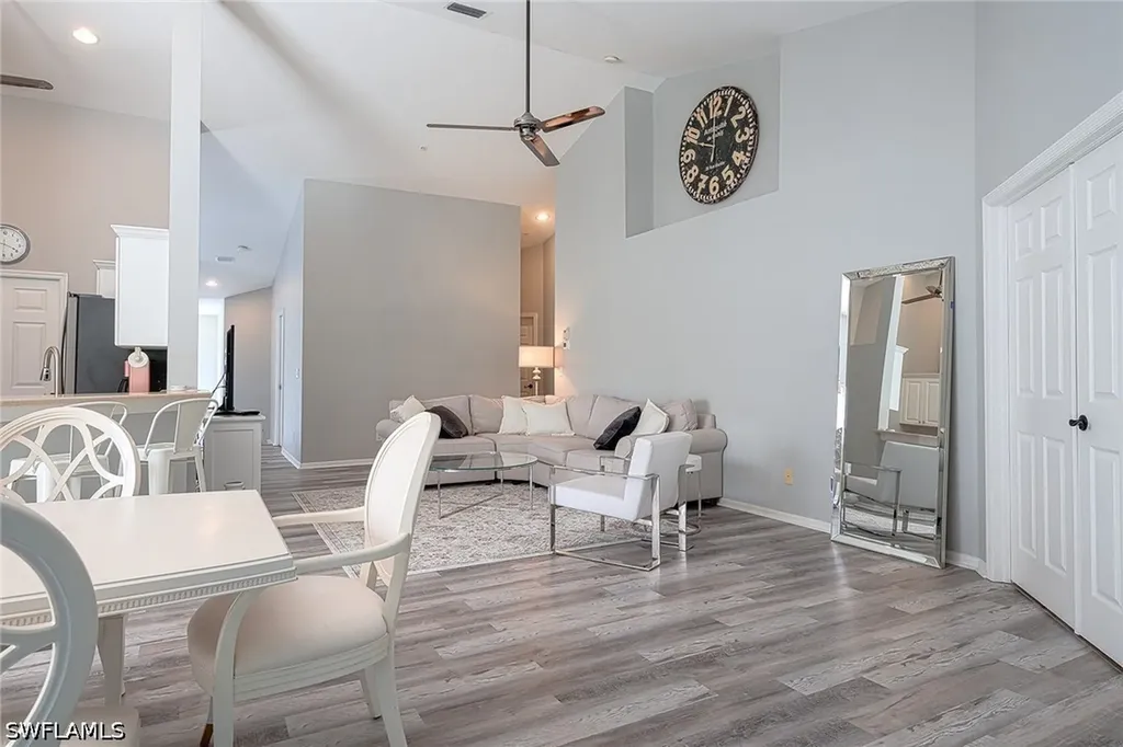 5125 Cedar Springs Drive Naples FL 34110