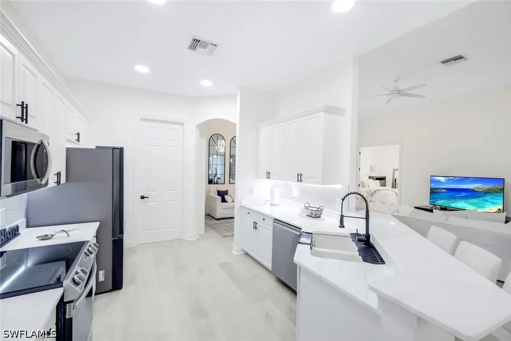 16188 Parque Lane Naples FL 34110