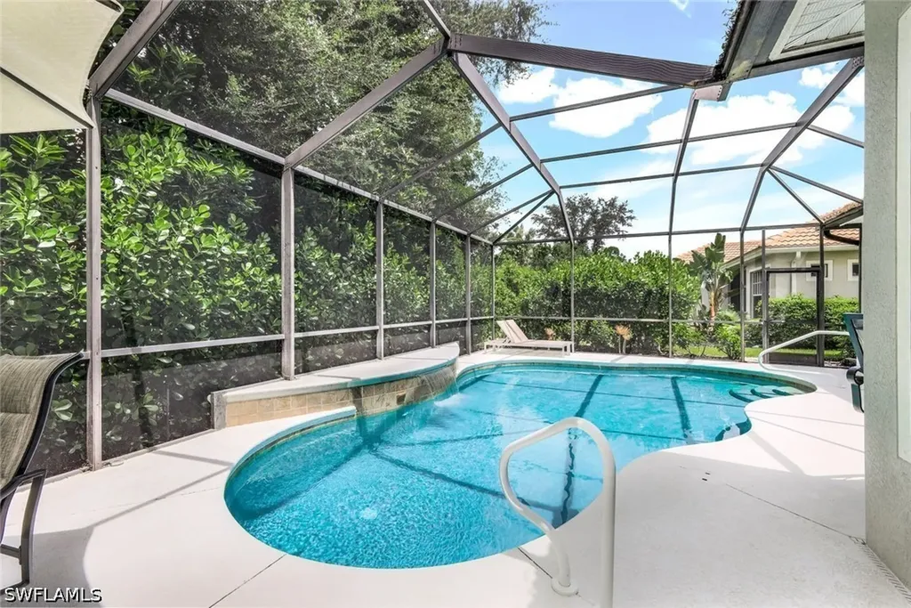 16188 Parque Lane Naples FL 34110