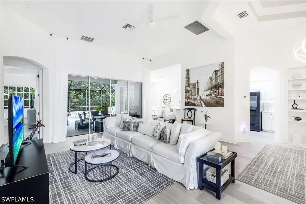 16188 Parque Lane Naples FL 34110