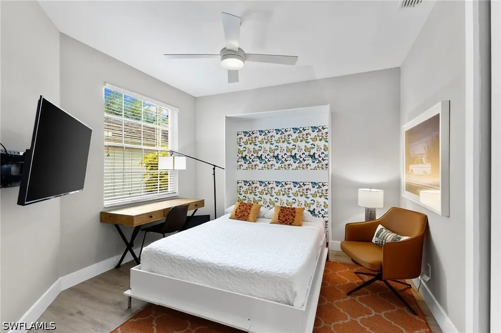 5080 Yacht Harbor Circle Naples FL 34112