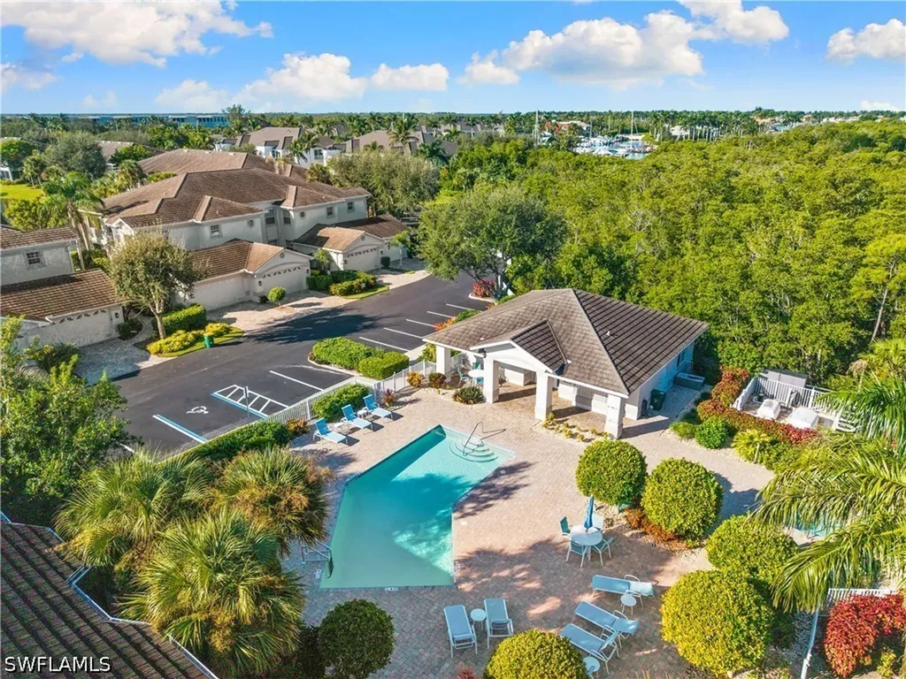 5080 Yacht Harbor Circle Naples FL 34112