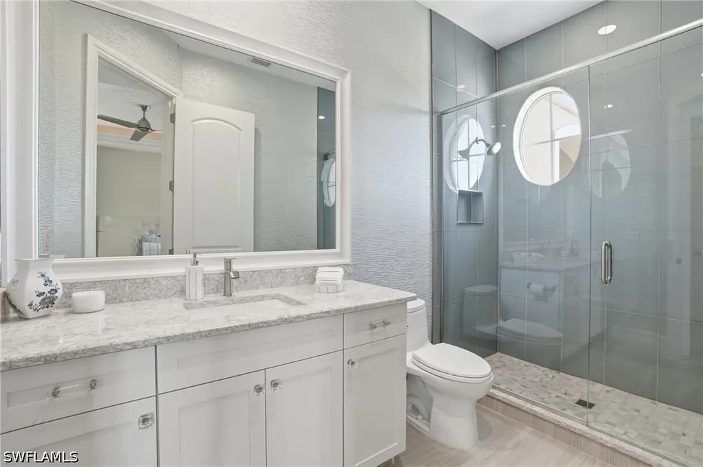 17701 Via Bella Acqua Court Miromar Lakes FL 33913