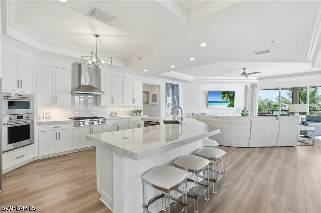 17701 Via Bella Acqua Court Miromar Lakes FL 33913