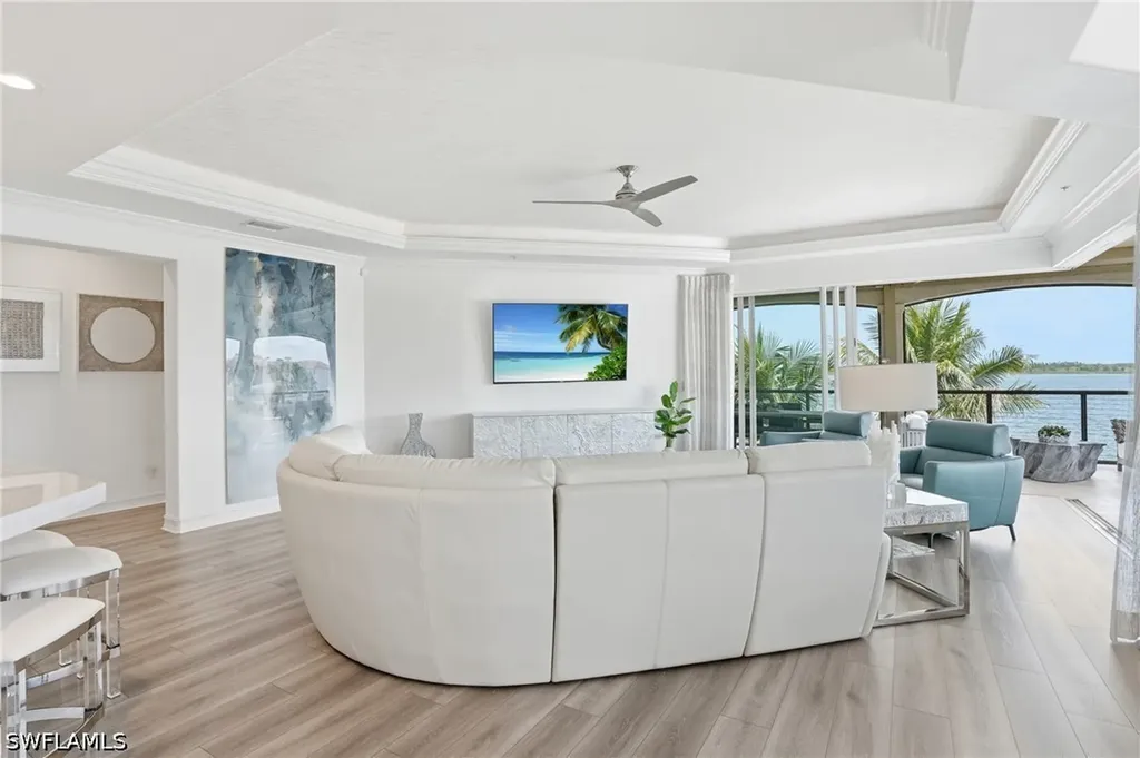 17701 Via Bella Acqua Court Miromar Lakes FL 33913