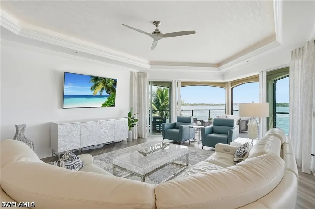 17701 Via Bella Acqua Court Miromar Lakes FL 33913