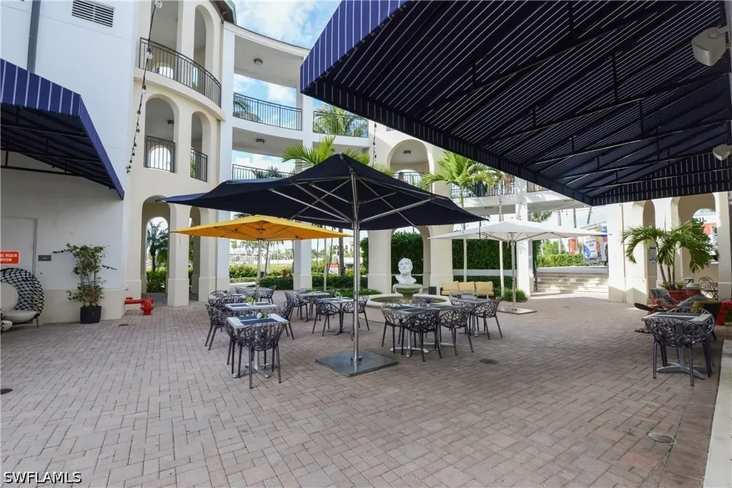 1490 5th Avenue S Naples FL 34102