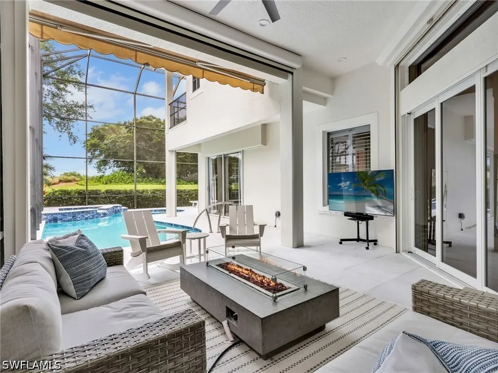 4232 Kensington High Street Naples FL 34105