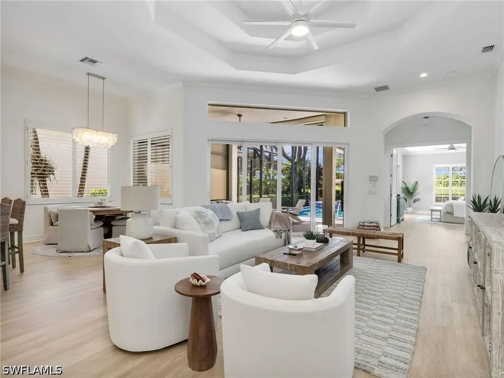 4232 Kensington High Street Naples FL 34105