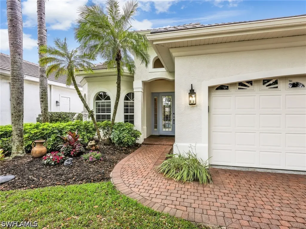 4232 Kensington High Street Naples FL 34105