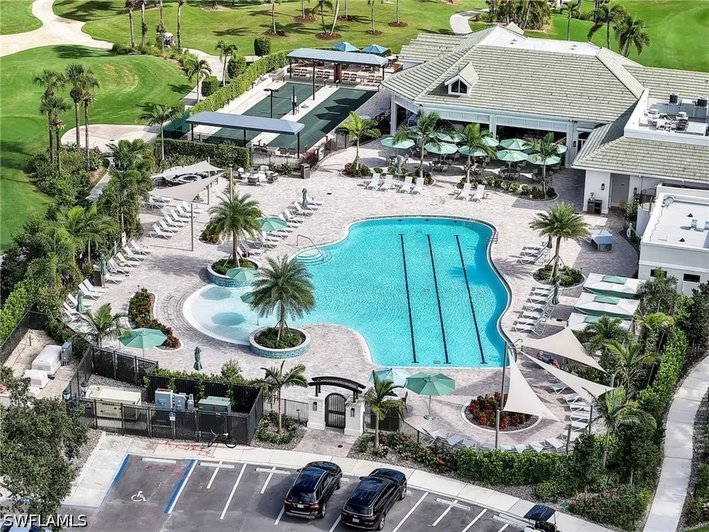 4232 Kensington High Street Naples FL 34105