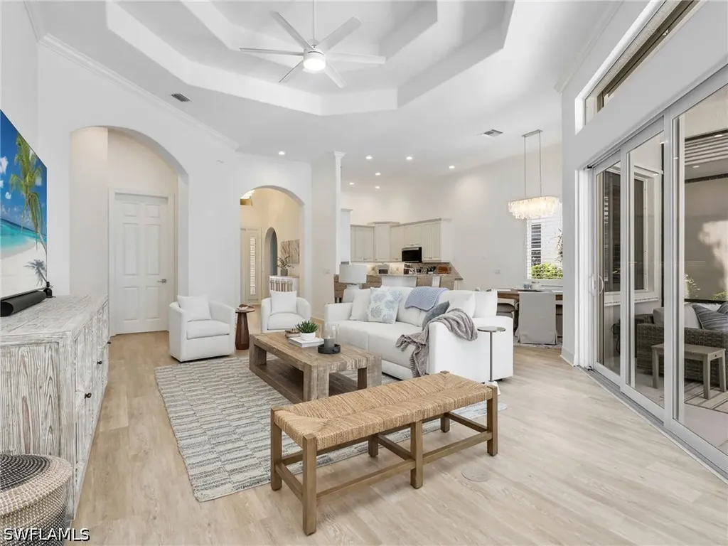 4232 Kensington High Street Naples FL 34105