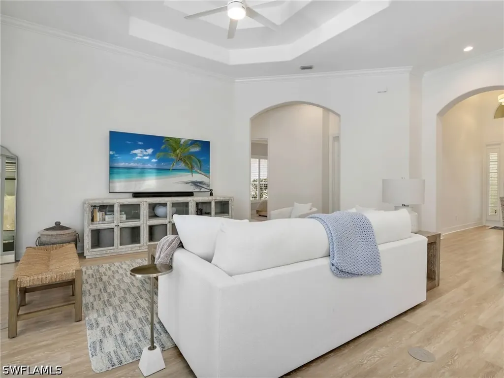 4232 Kensington High Street Naples FL 34105
