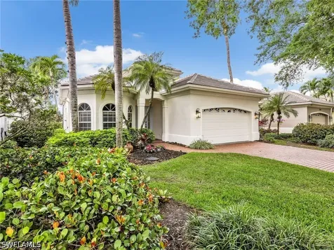4232 Kensington High Street Naples FL 34105