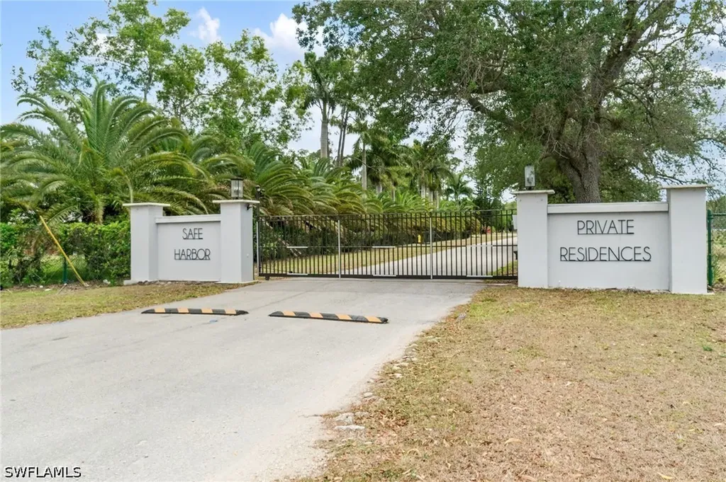 3160 Safe Harbor Drive Naples FL 34117