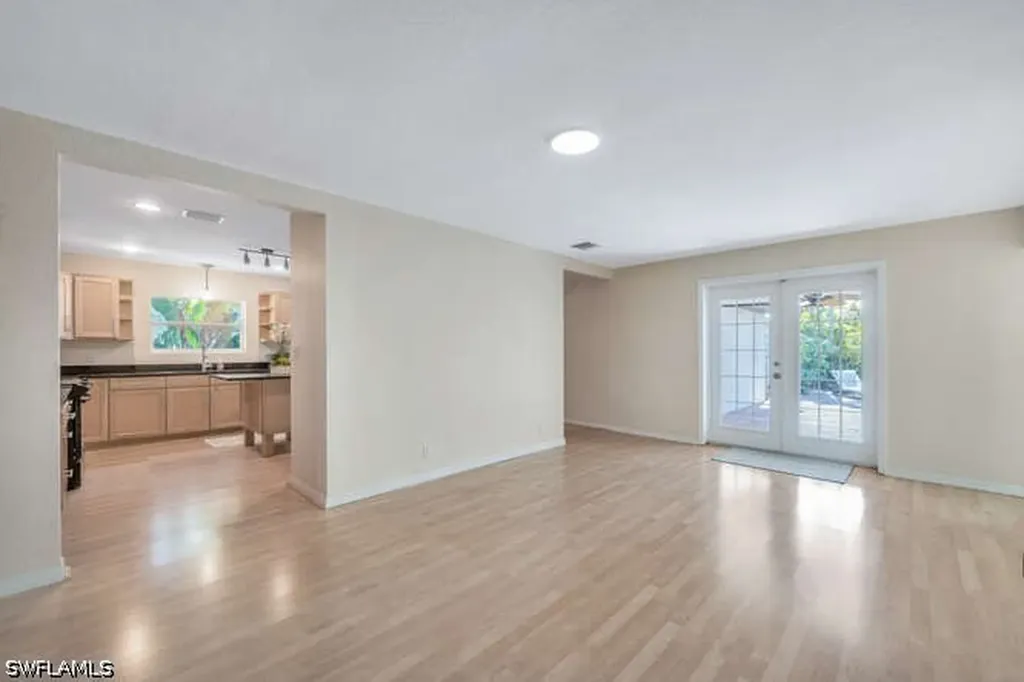778 Broad Court S Naples FL 34102